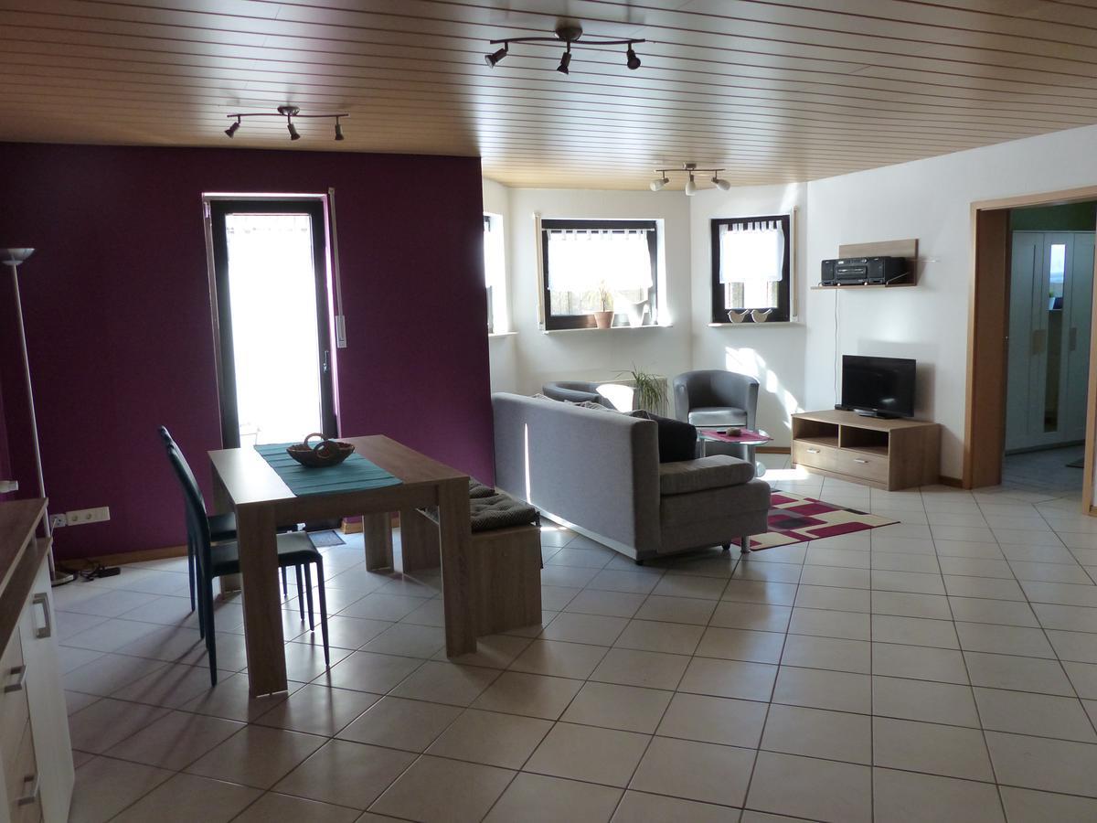 Anja'S Ferienwohnung אלקן מראה חיצוני תמונה